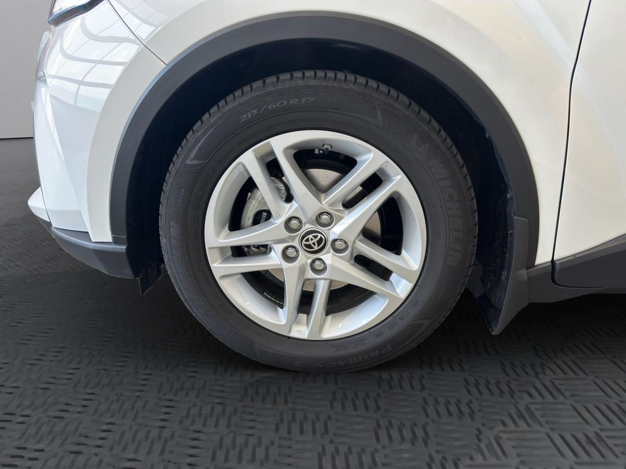 Toyota C-HR 1.8h ACTIVE e-cvt