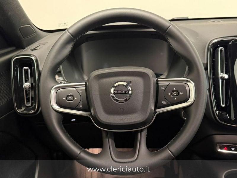 Volvo XC40 B3 automatico Core