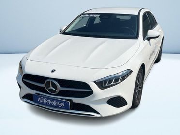 Mercedes Classe A 180 180 D Advanced 8G-DCT