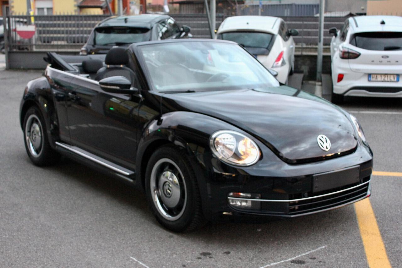 Volkswagen Maggiolino Cabrio 2.0 TDI DSG SENSORI SEDILI RISCALDATI