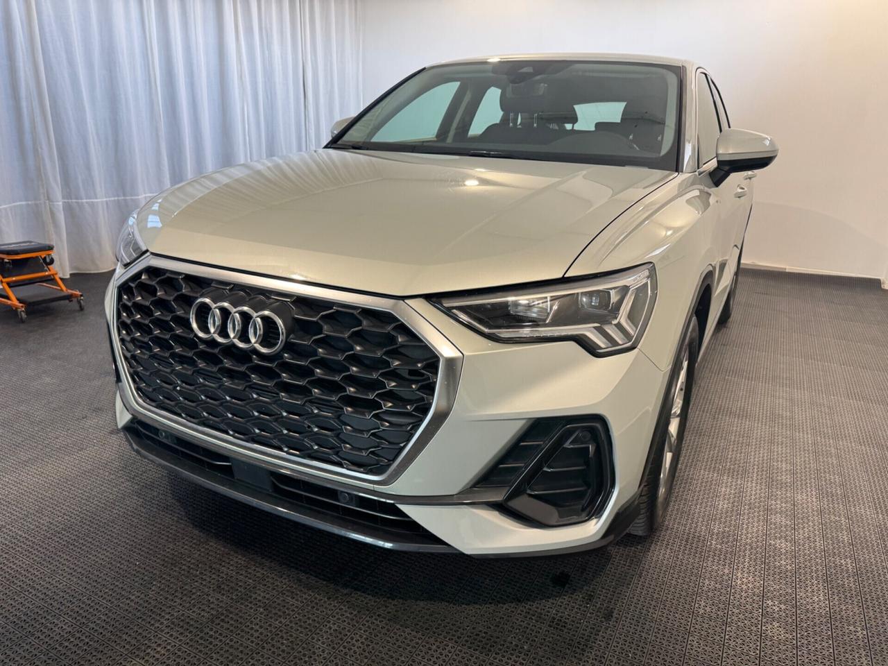 Audi Q3 Sportback 35 TDI S tronic Business Plus