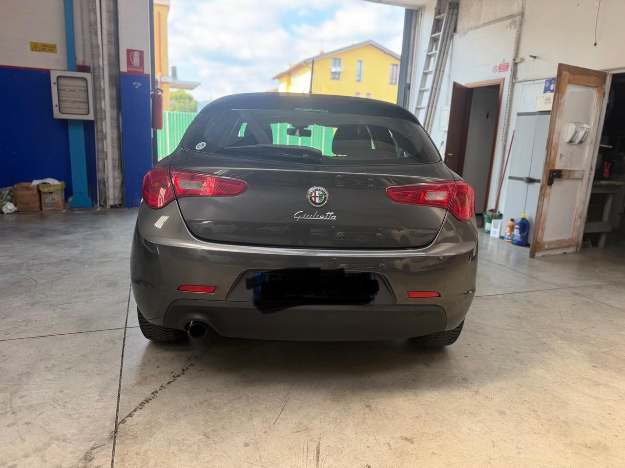 Alfa Romeo Giulietta 1.4 Turbo 120 CV neopatentati