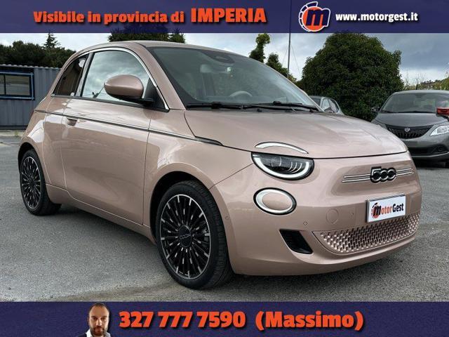 FIAT 500e 3+1 42 kWh La Prima OroRosa