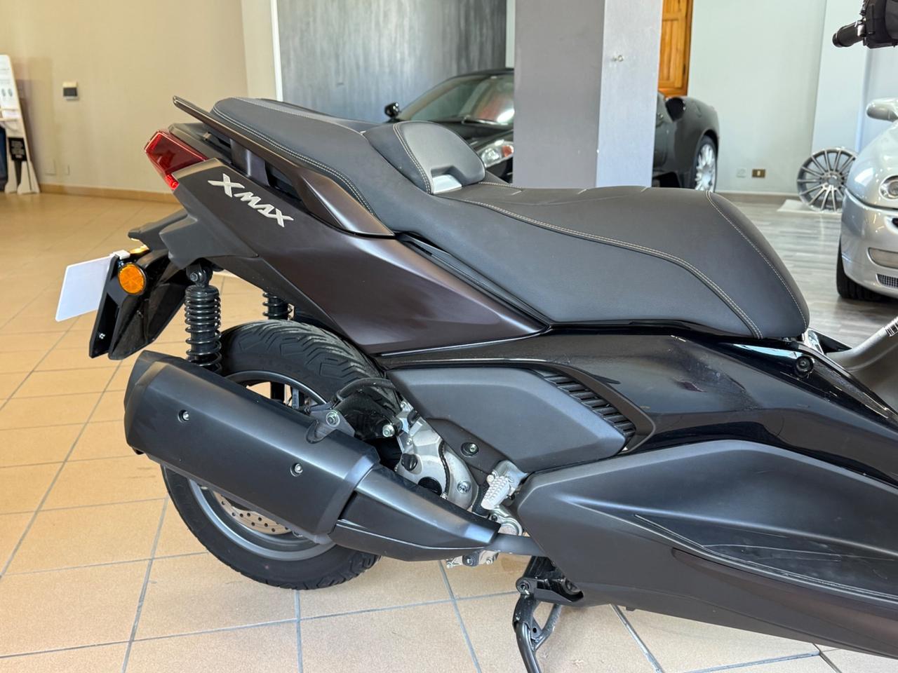 Yamaha X-Max 300 TECH MAX