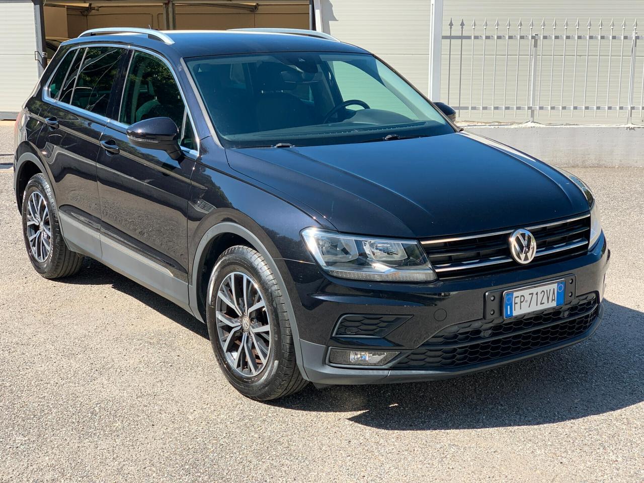 Volkswagen Tiguan 1.6 116 CV Sport BlueMotion Technology