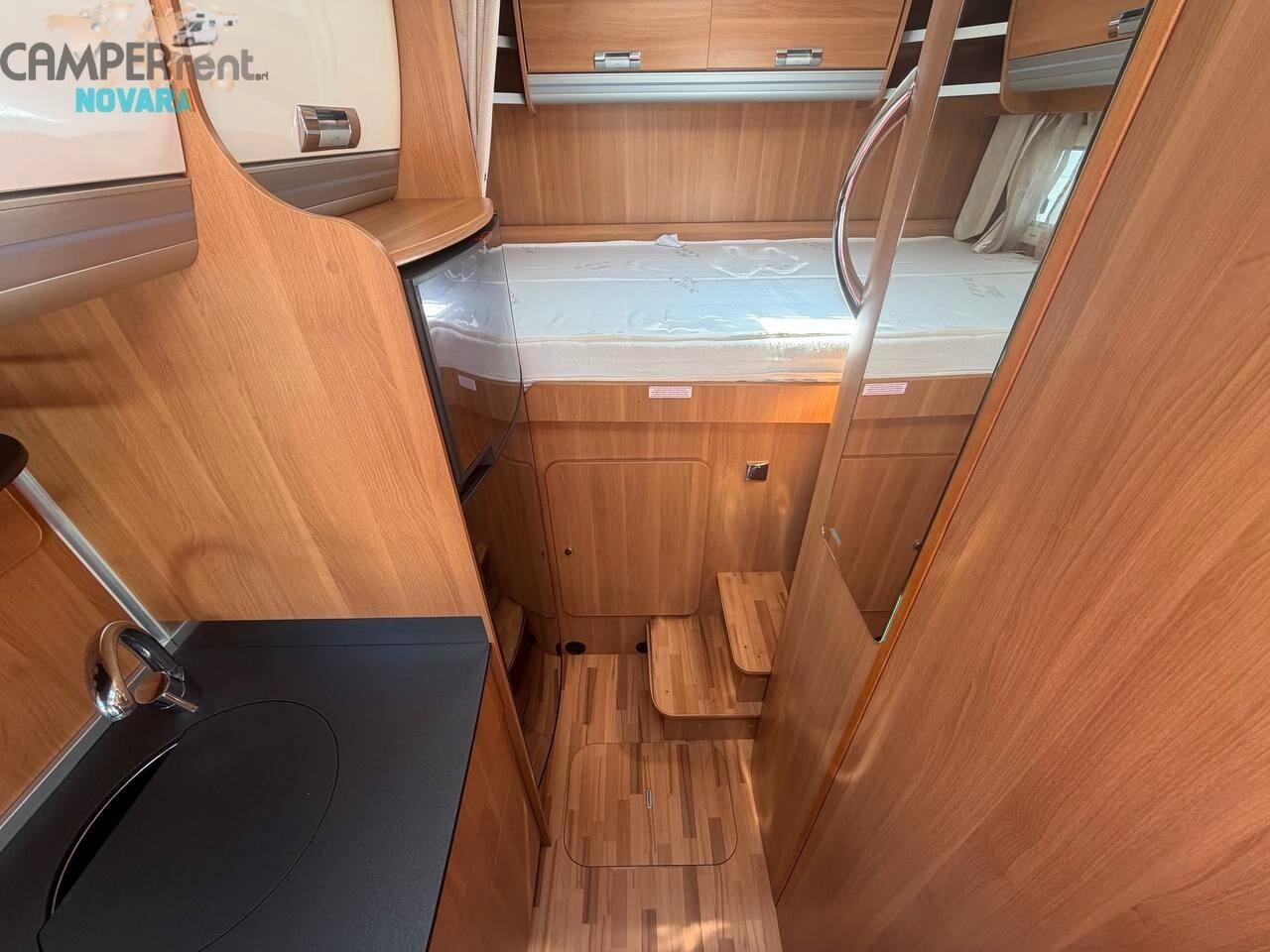 Laika ECOVIP 610 MOTORHOME LETTO MATRIMONIALE 6.80 MT