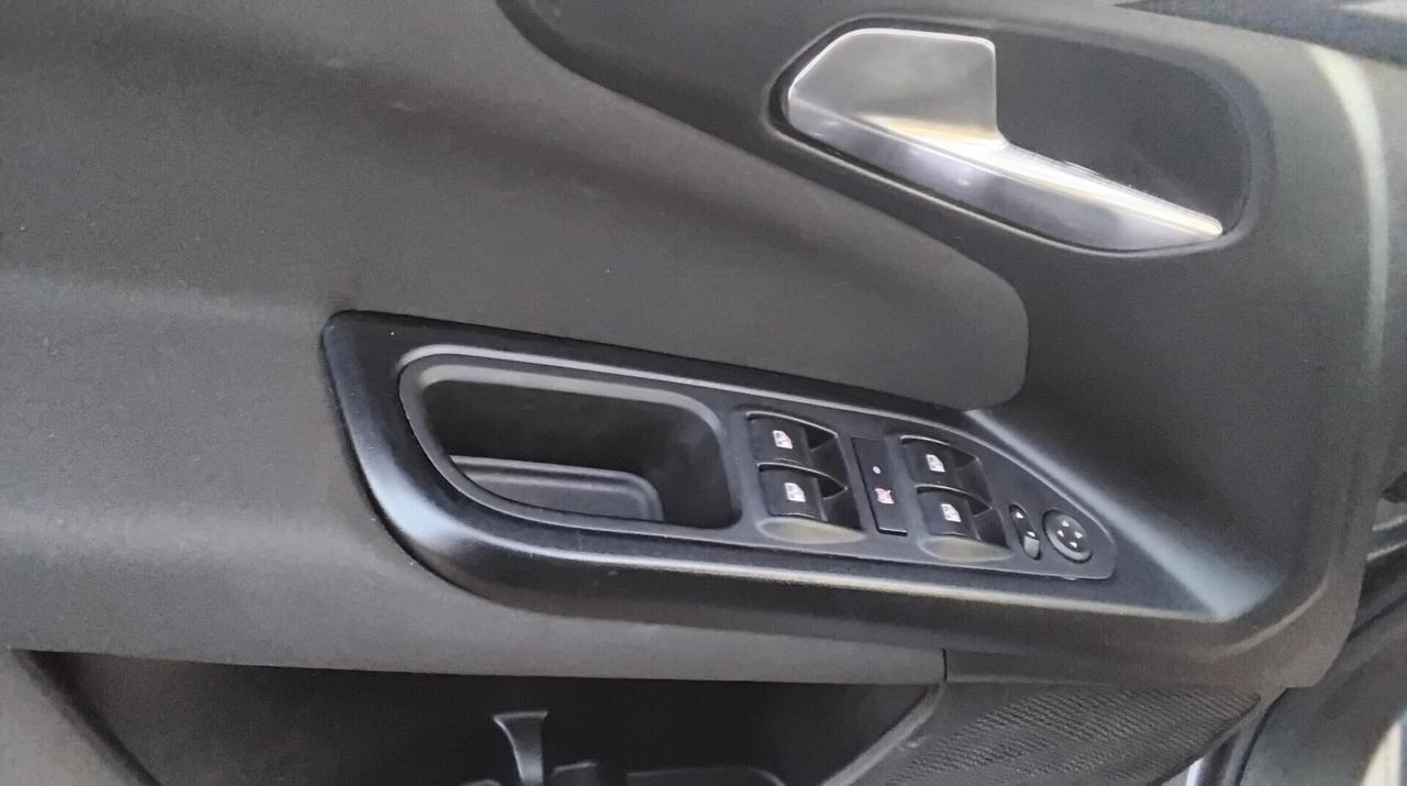 Fiat Tipo 1.6 Mjt S&S DCT SW Lounge