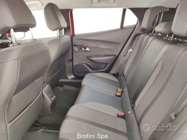 Peugeot 2008 BlueHDi 130 EAT8 S&S Allure