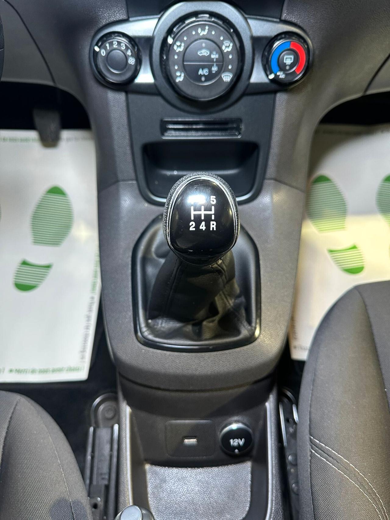 Ford Fiesta 1.5 TDCi 75CV 5 porte Black & White Edition