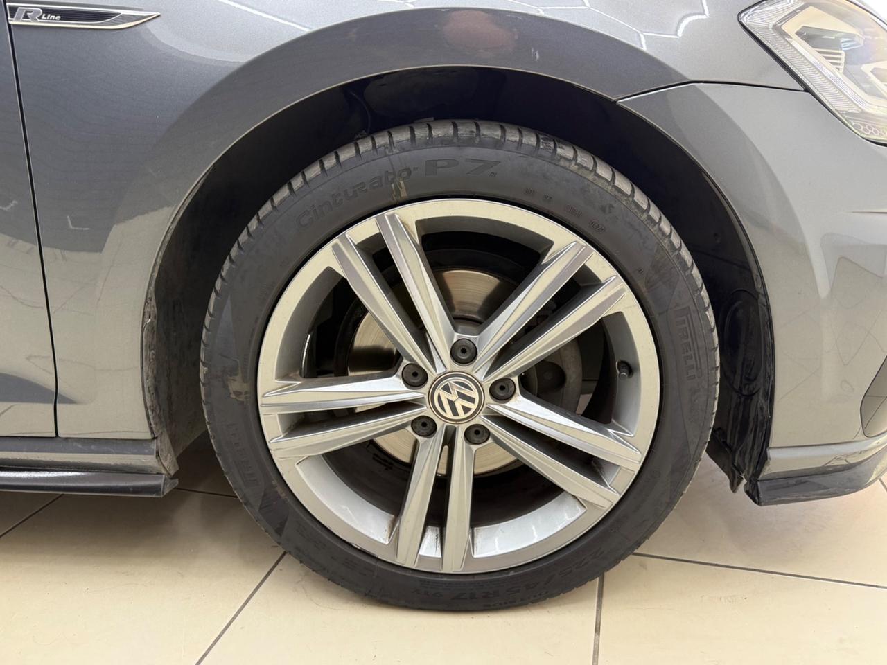Volkswagen Golf 7.5 2.0 TDI DSG R-Line IPERFULL