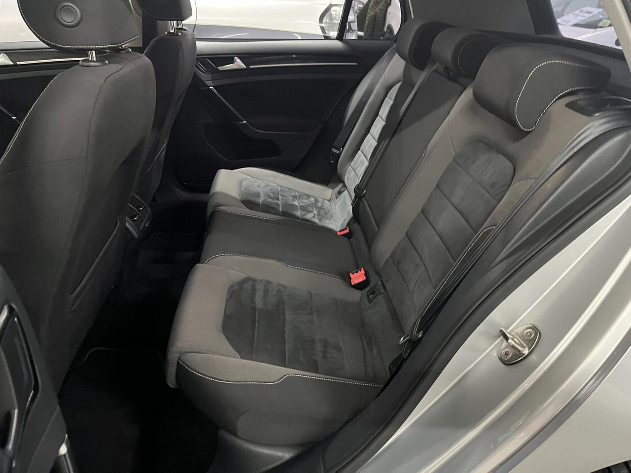 Volkswagen Golf 1.6 TDI 5p. Highline