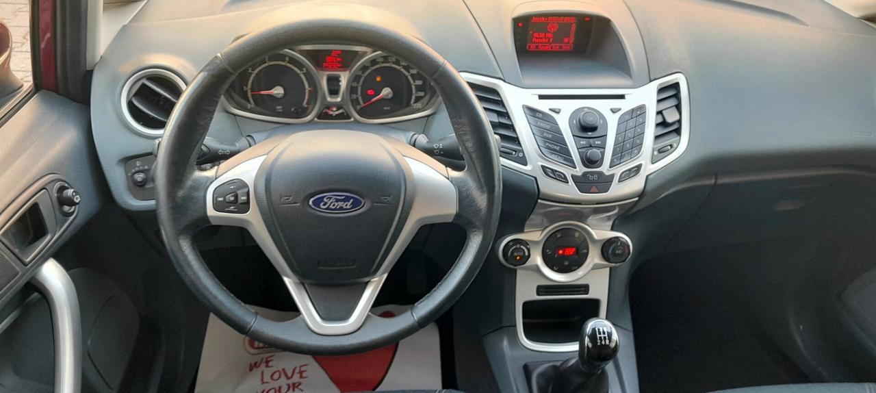 Ford Fiesta 1.2 82CV 3 porte Titanium