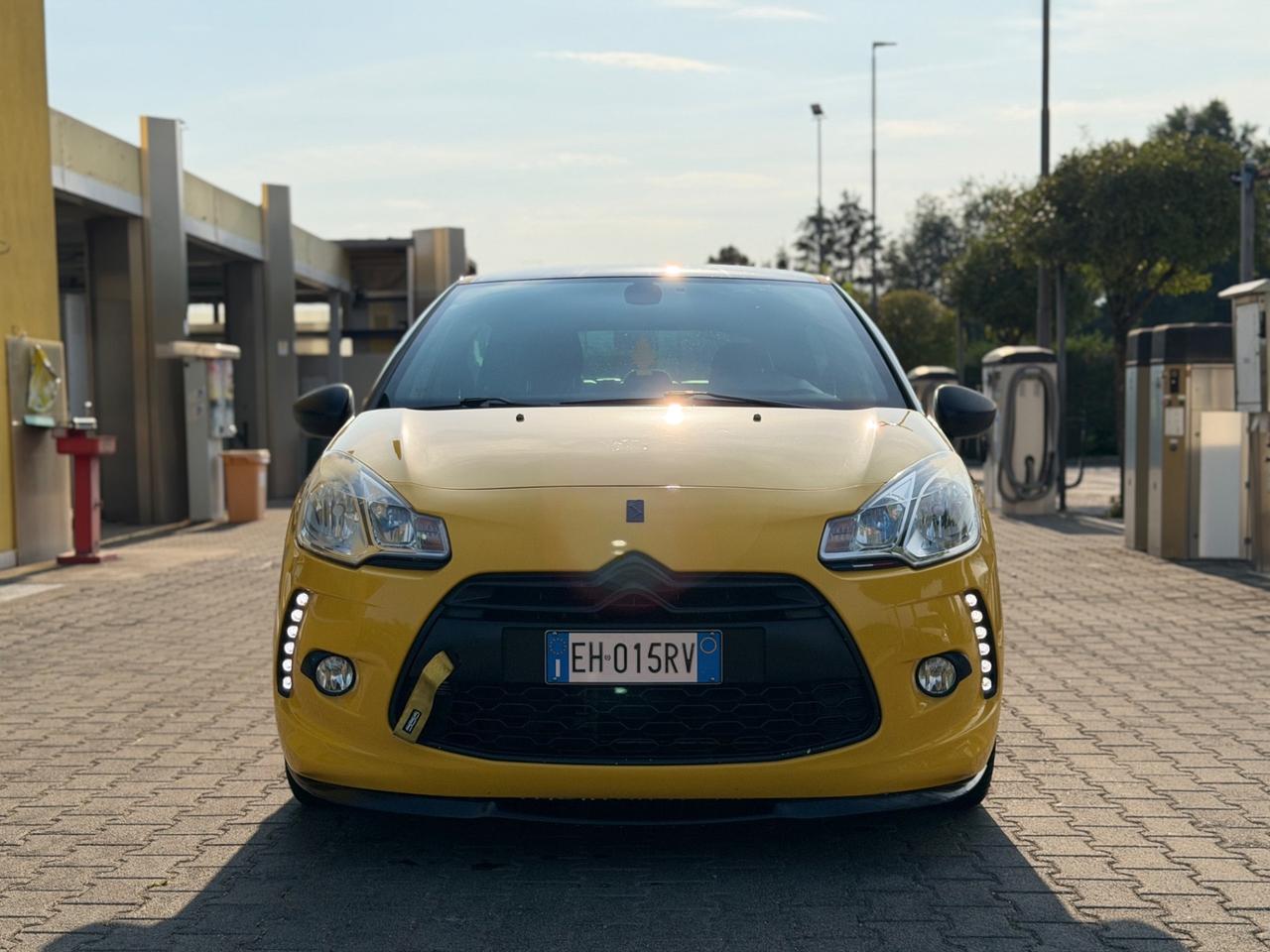 Ds DS3 3 1.6 VTi 120 Just Black