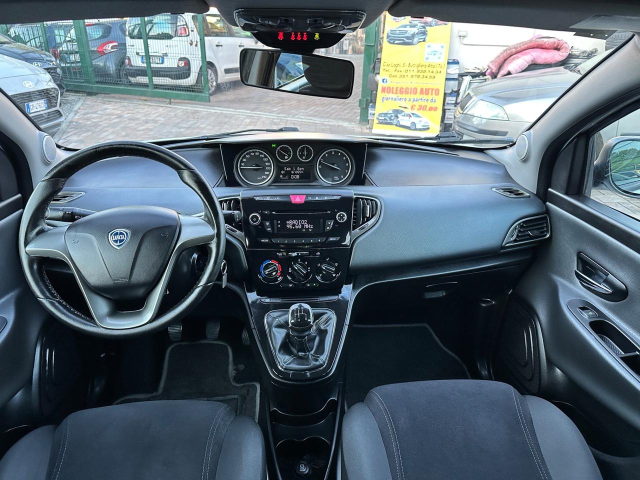 Lancia Ypsilon 1.2 69 CV 5 porte GPL Ecochic Gold
