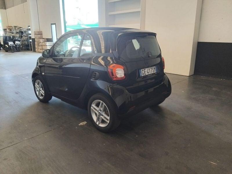 smart fortwo fortwo EQ Pure