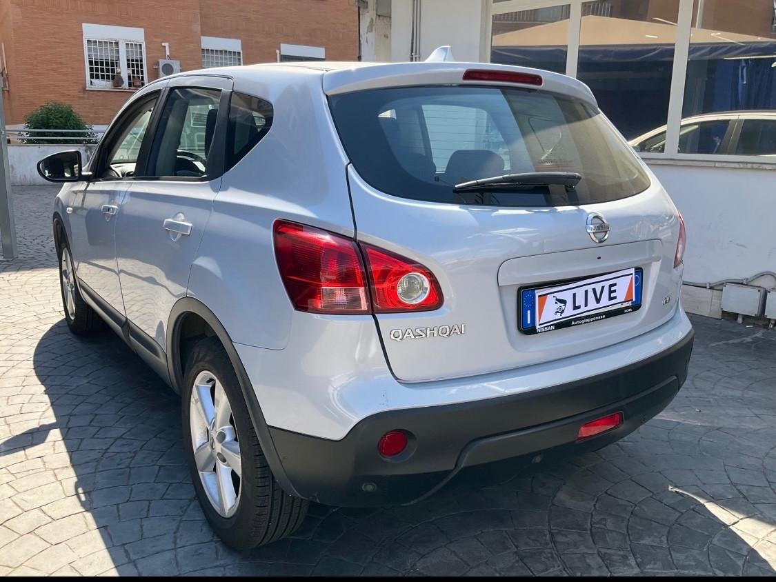 Nissan Qashqai 2.0 dCi DPF 4WD Tekna