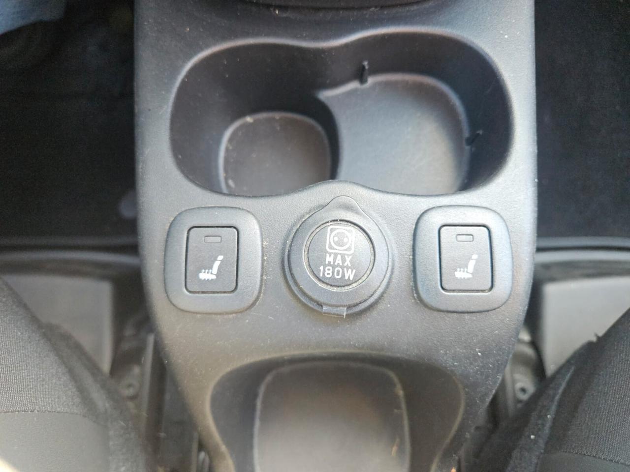 Fiat Panda Cross 1.0 FireFly S&S Hybrid Garmin