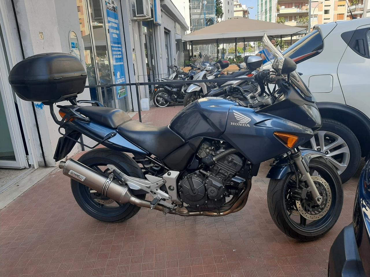 Honda CBF 600