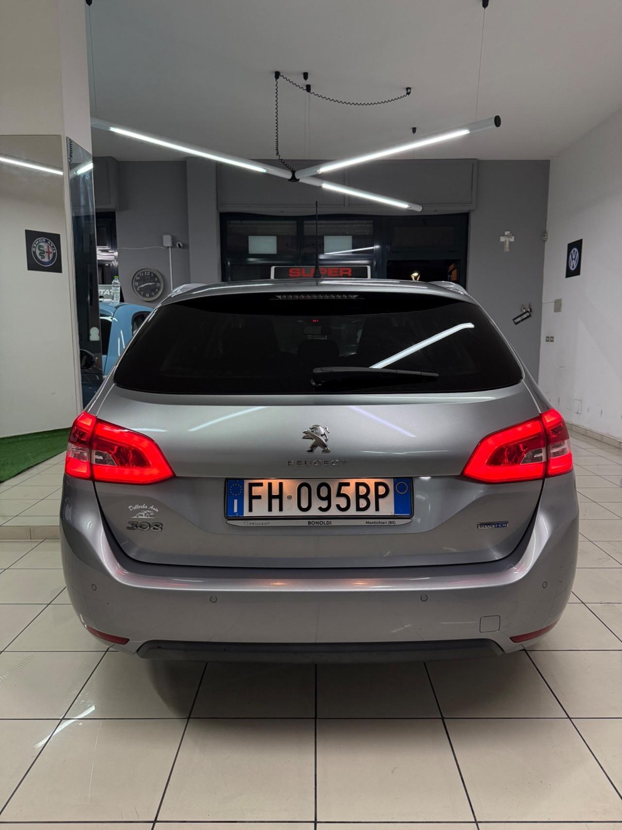 Peugeot 308 BlueHDi 120 S&S Allure