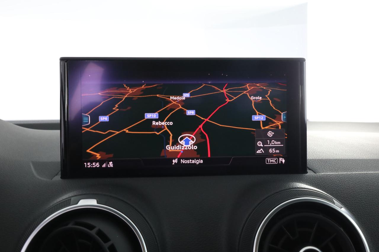 AUDI Q2 35 TDI S tronic Business Plus