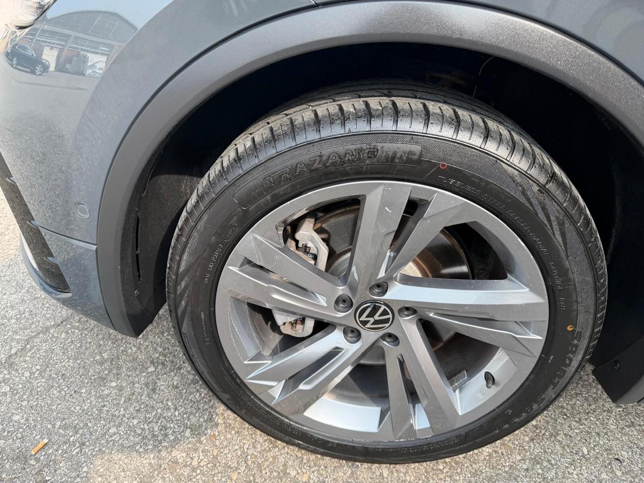 Volkswagen Tiguan 2.0 TDI 200 CV SCR DSG 4MOTION R-Line TETTO APRIBILE