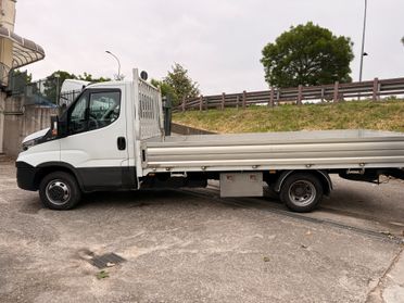 Iveco daily 35C15 (3.0) Cassone fisso IVA COMPRESA