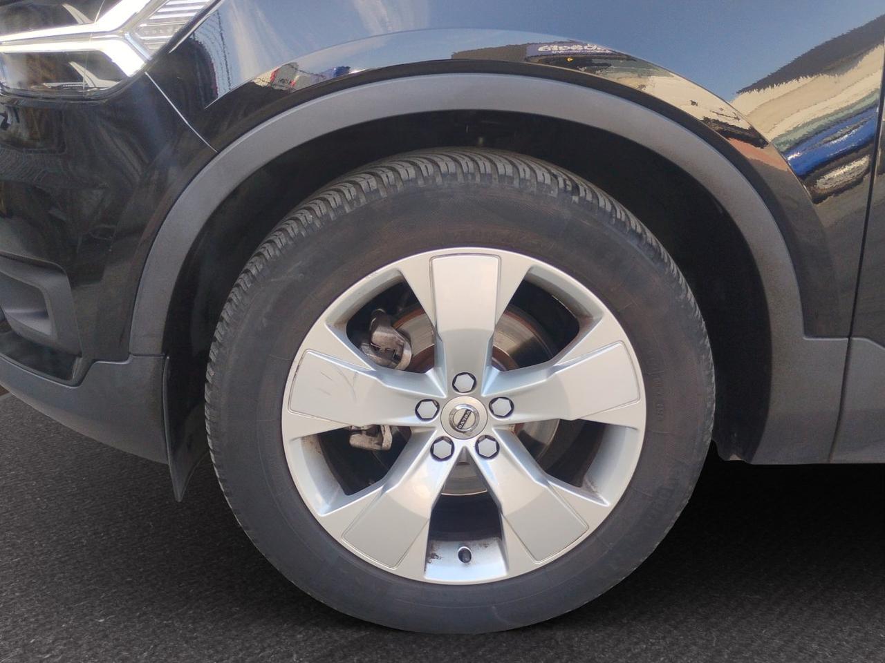 Volvo XC40 2.0 d3 Momentum auto .PREZZO REALE