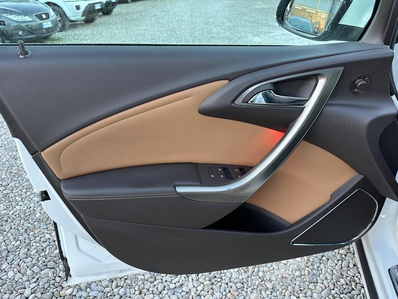 Opel Astra 1.7 CDTI 110CV Sports Tourer Cosmo
