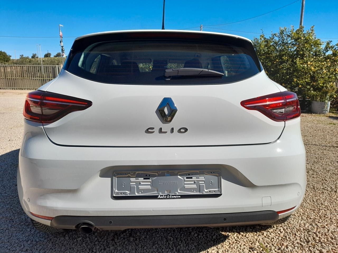 Renault Clio TCe 90 CV SOLO 92000KM NEOPATENTATI