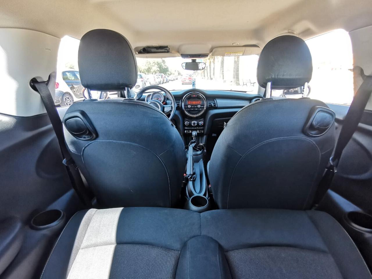 Mini 1.5 Cooper D Business