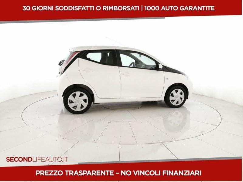 Toyota Aygo 5p 1.0 x-play my15