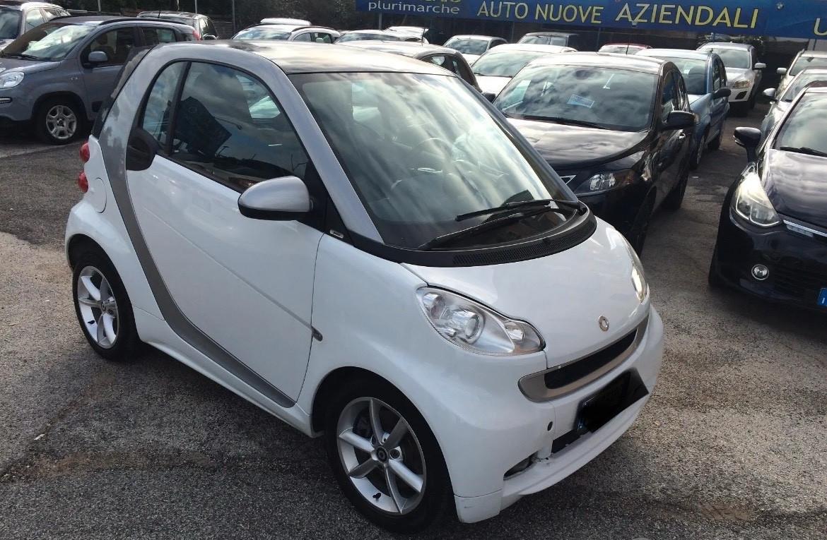 Smart ForTwo 1000 52 kW MHD coupé pure