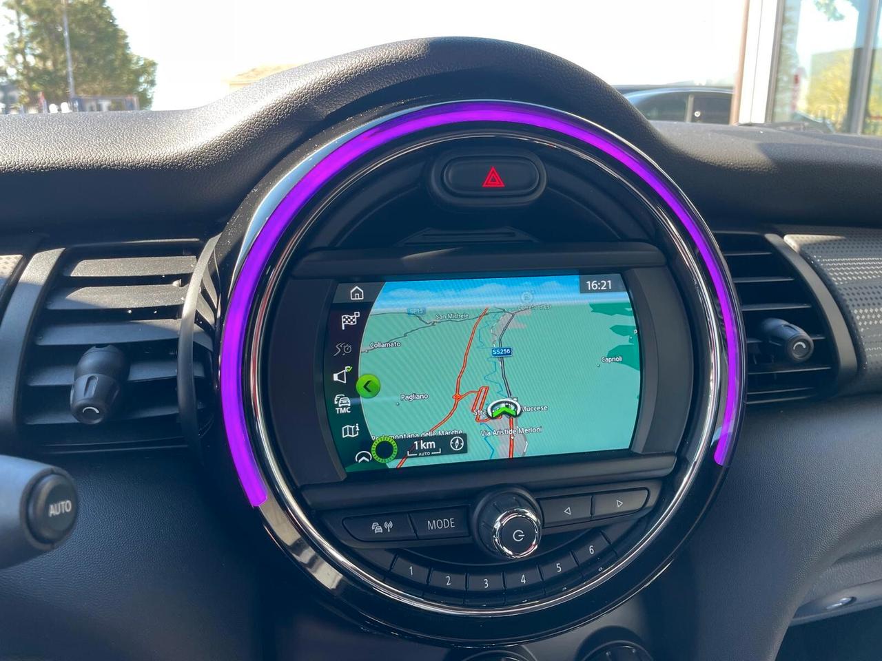 Mini Cooper Hype Cabrio 1.5 Benz 136 cv Automatica