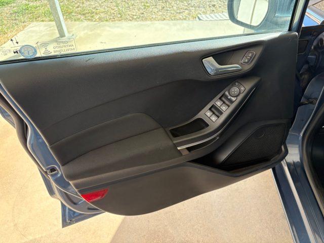 FORD Fiesta 1.1 75 CV BENZ/GPL 5 porte Titanium OK NEPATENTATI
