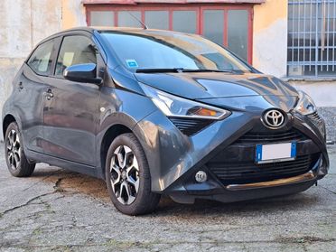 Toyota Aygo Connect 1.0 VVT-i 72 CV 5 porte x-fun MMT