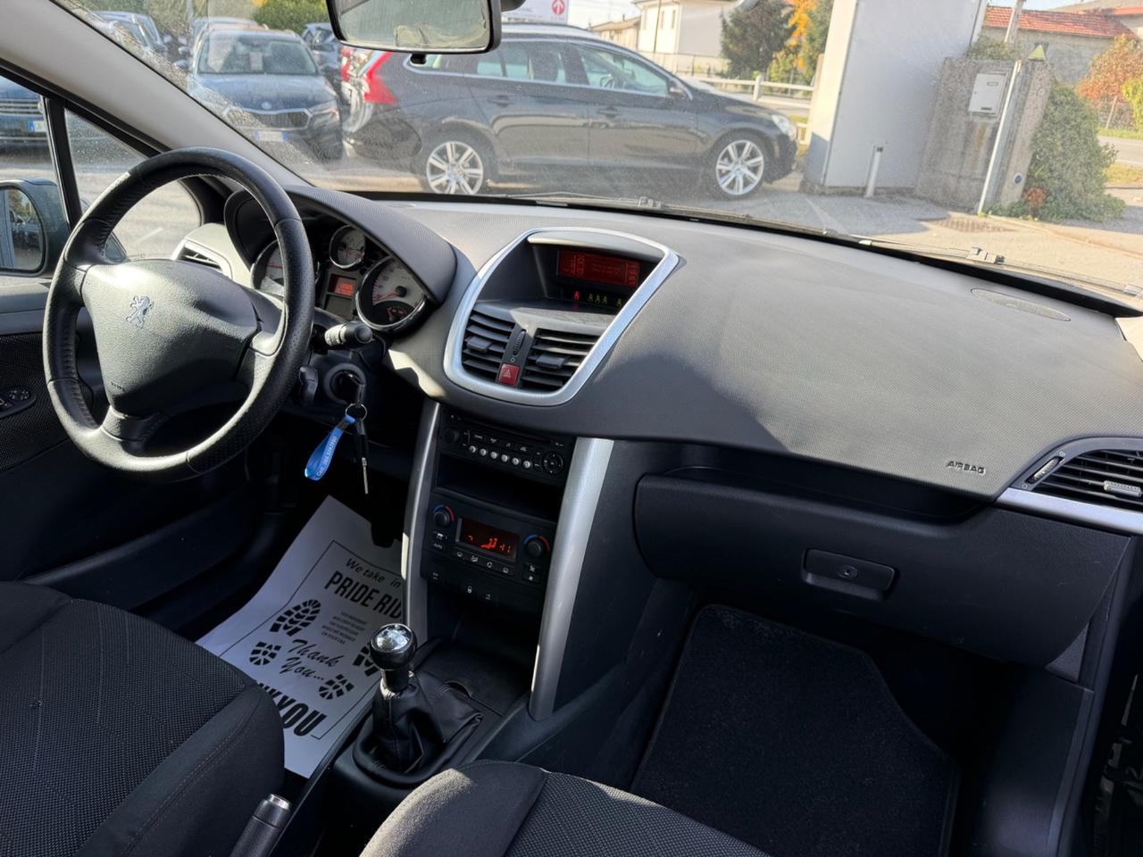 Peugeot 207 1.6 Benzina Neopatentati