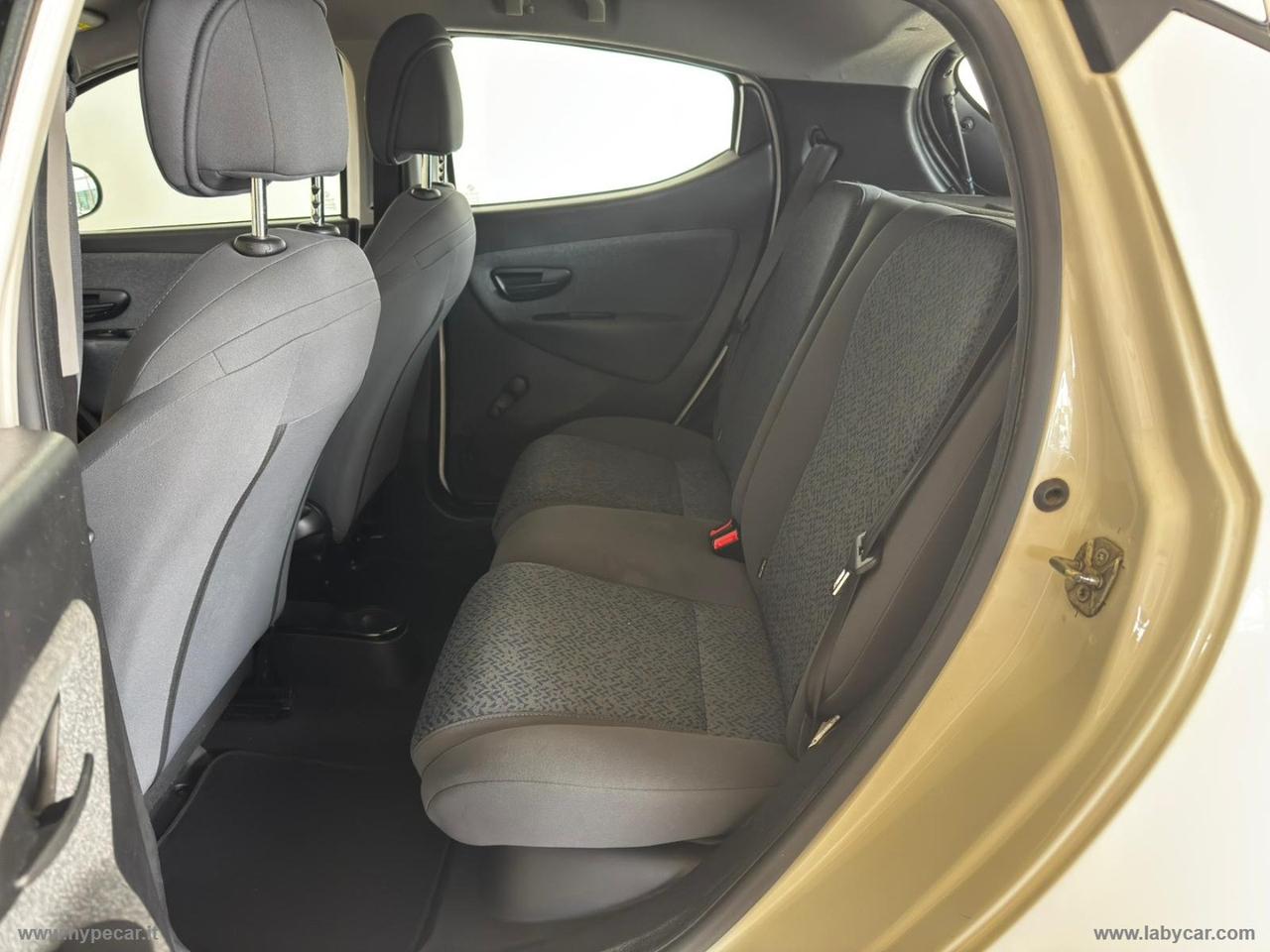 LANCIA Ypsilon 1.0 FireFly 5p.S&S Hybrid Silver