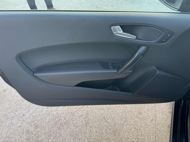 AUDI A1 1.2 TFSI S line edition