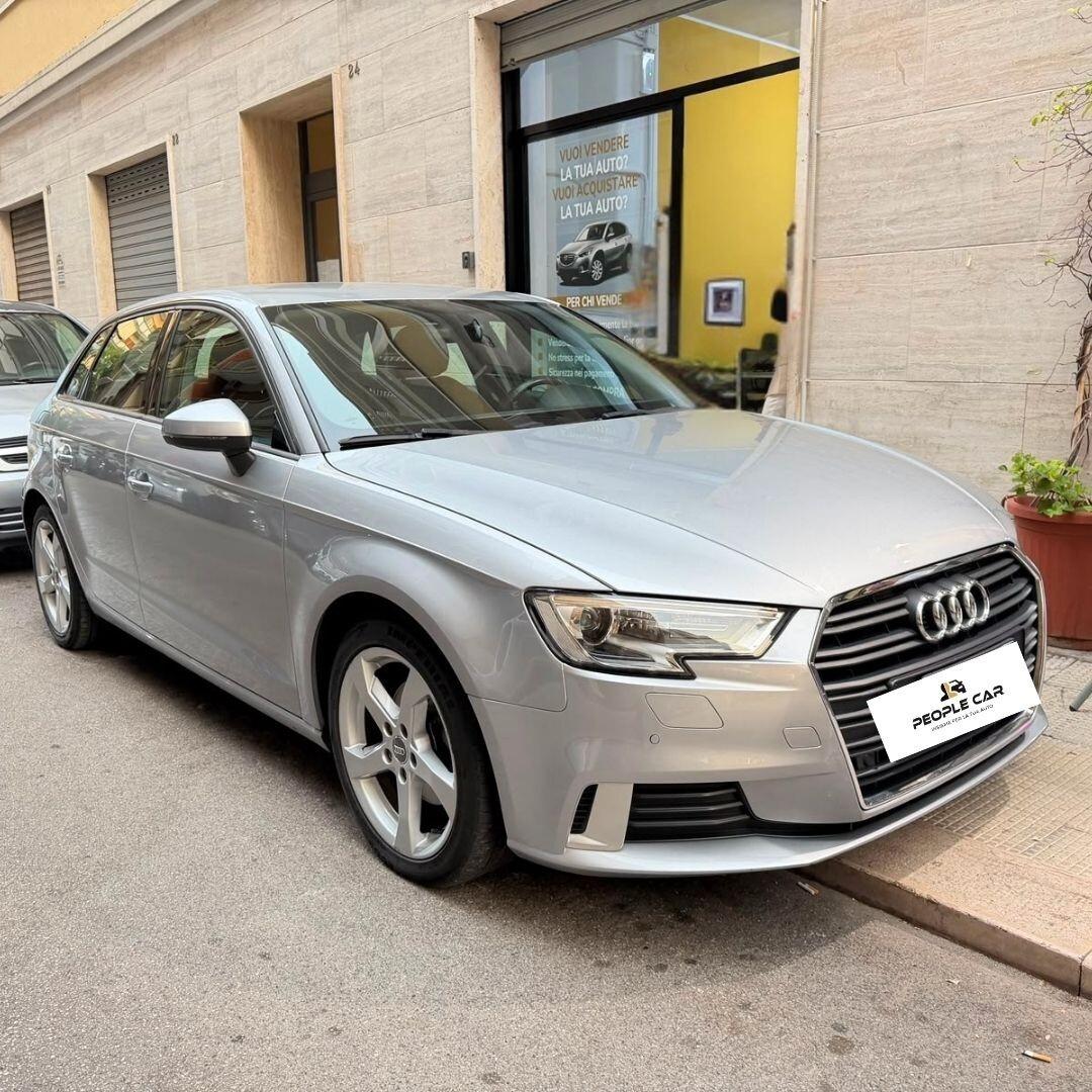 Audi A3 1.6 TDI S tronic - 116 CV