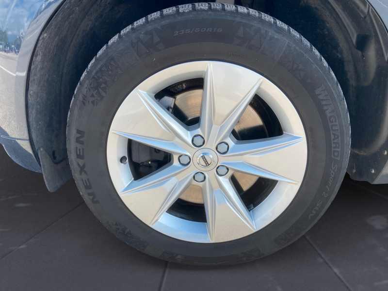 VOLVO XC60 2.0 b4 Momentum Pro AwD AuTo