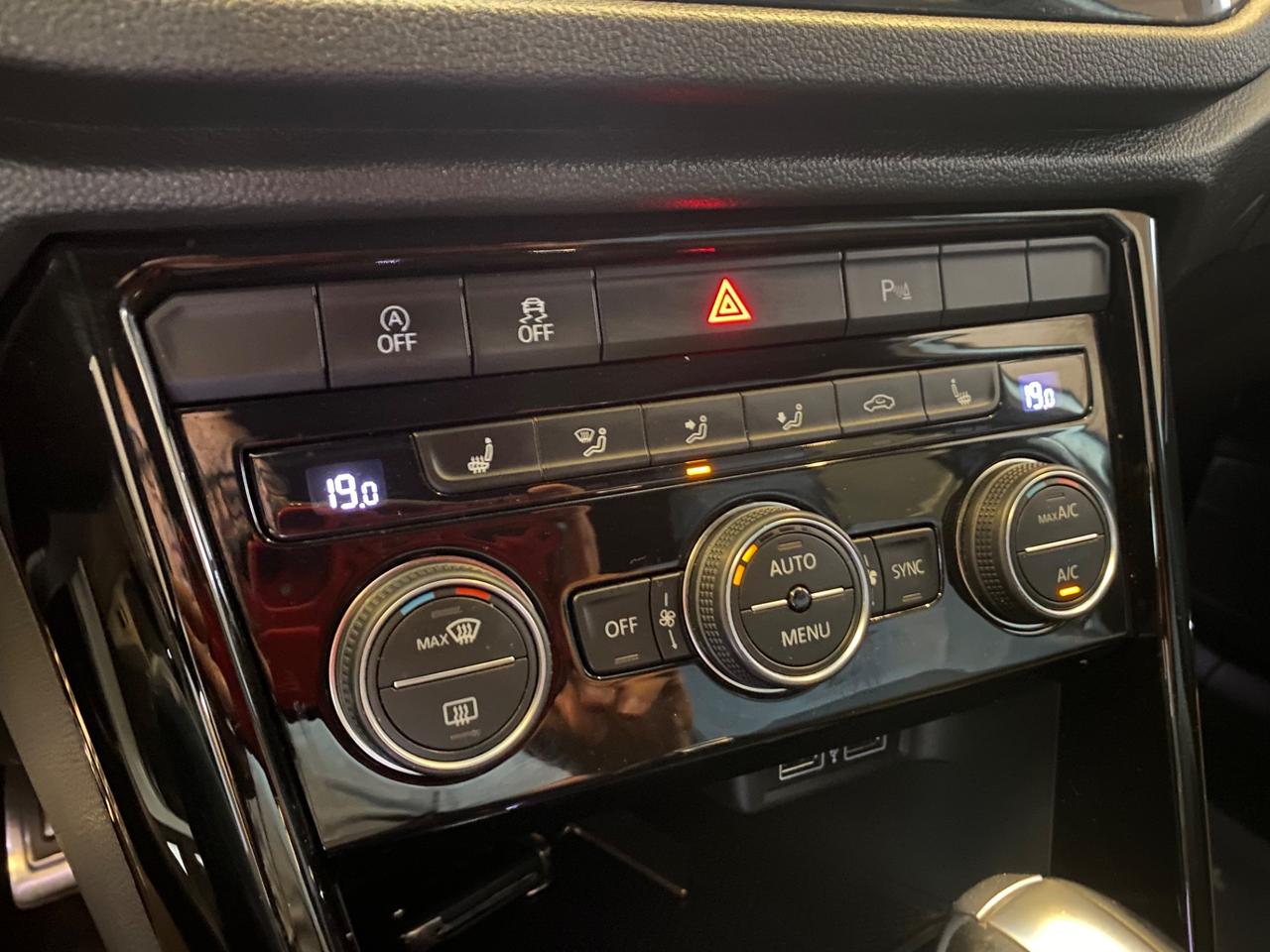 Volkswagen T-Roc R 4Motion 300cv TAGLIANDI
