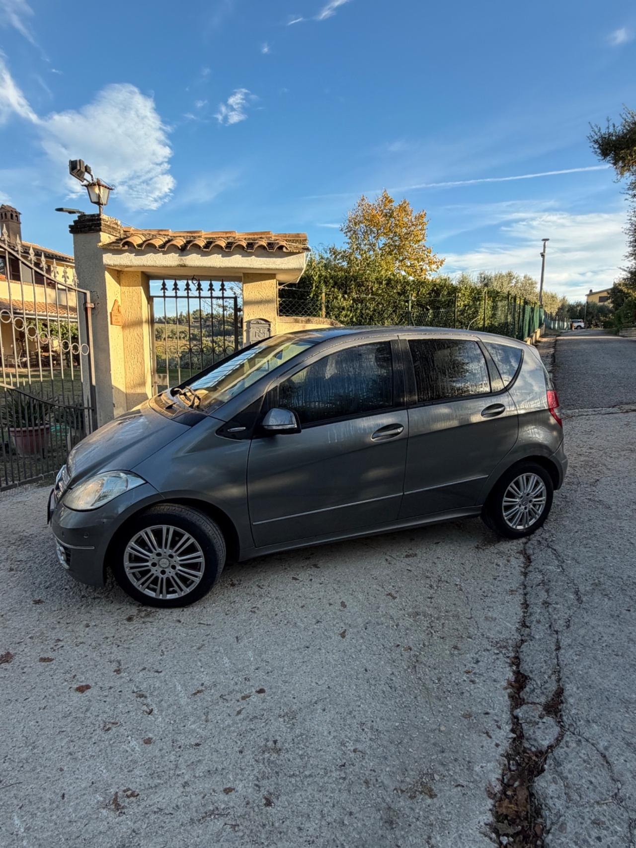 Mercedes-benz A 180 CDI BlueEFFICIENCY Automatic Executive