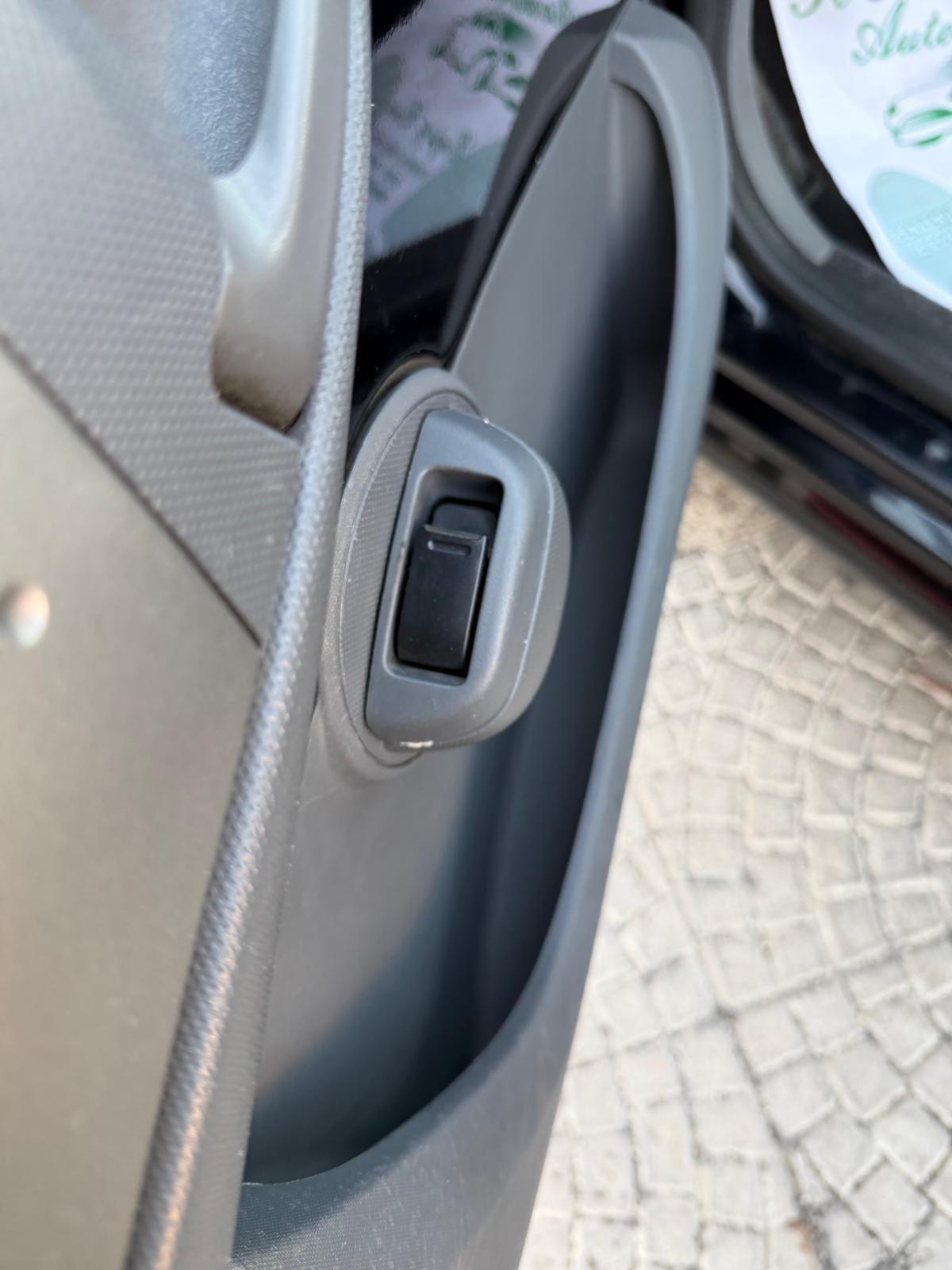 Peugeot 107 1.0 68CV 5p. Sweet Years