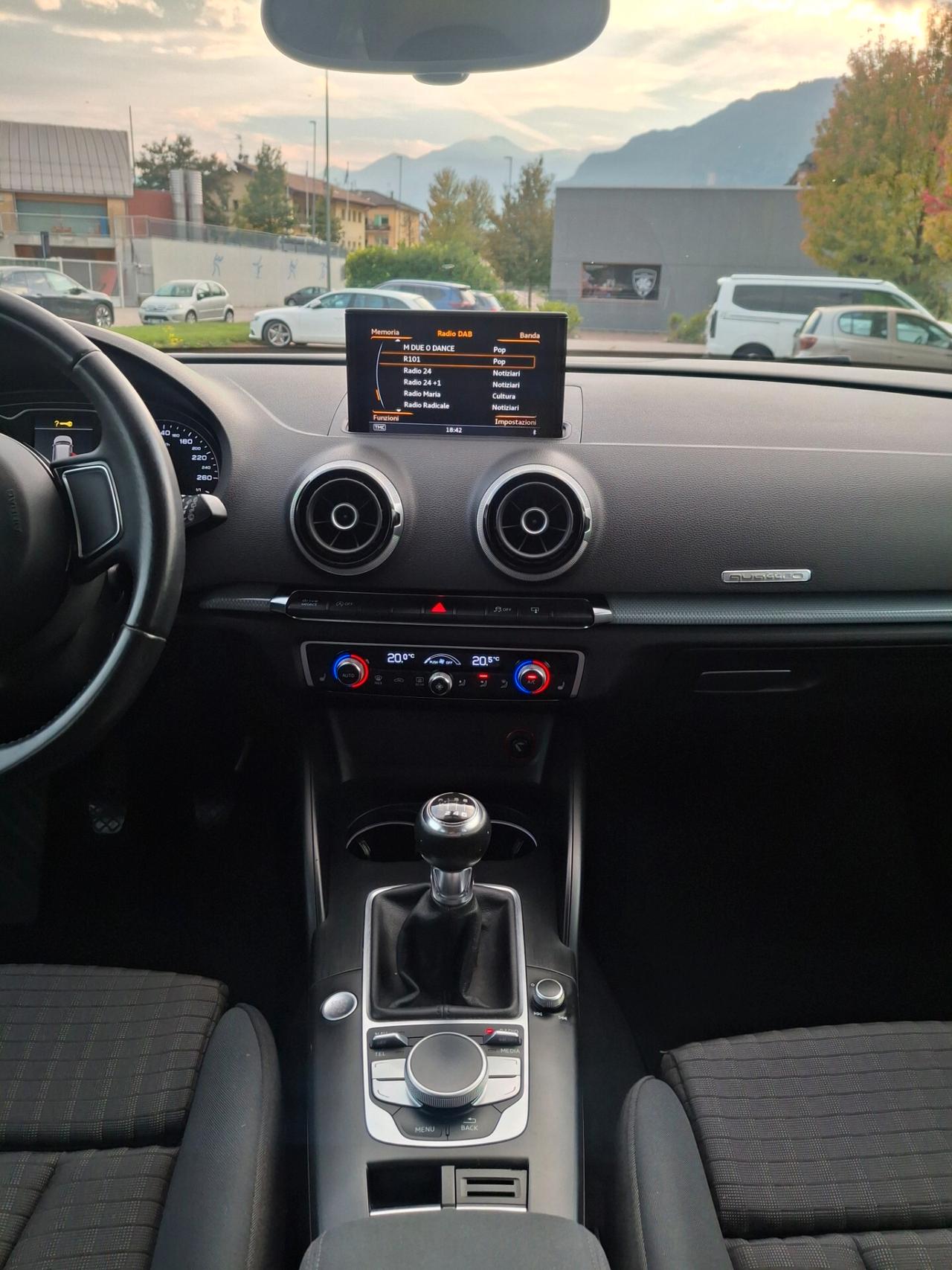 Audi A3 2.0 TDI 150 CV clean diesel quattro Ambition