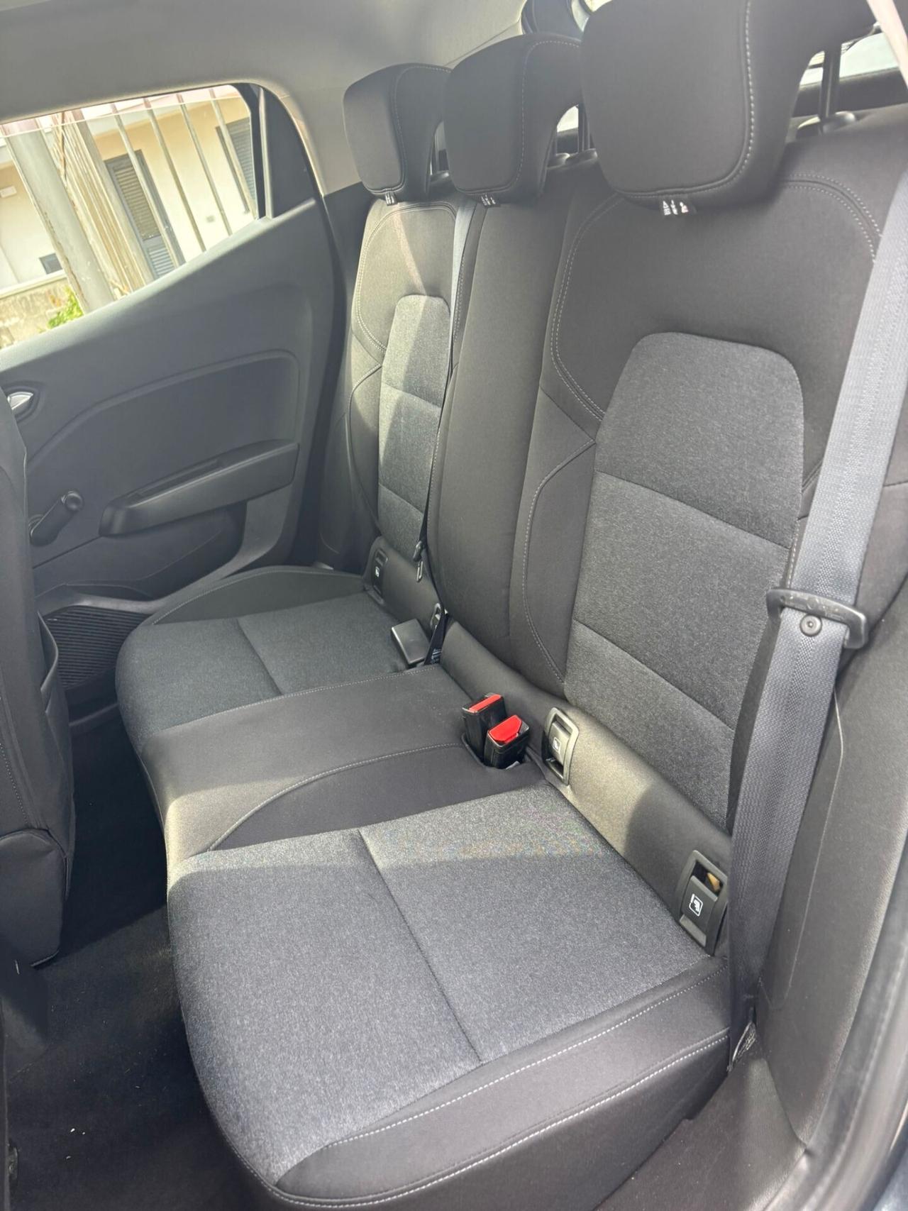 Renault Clio anno 2022 1.0