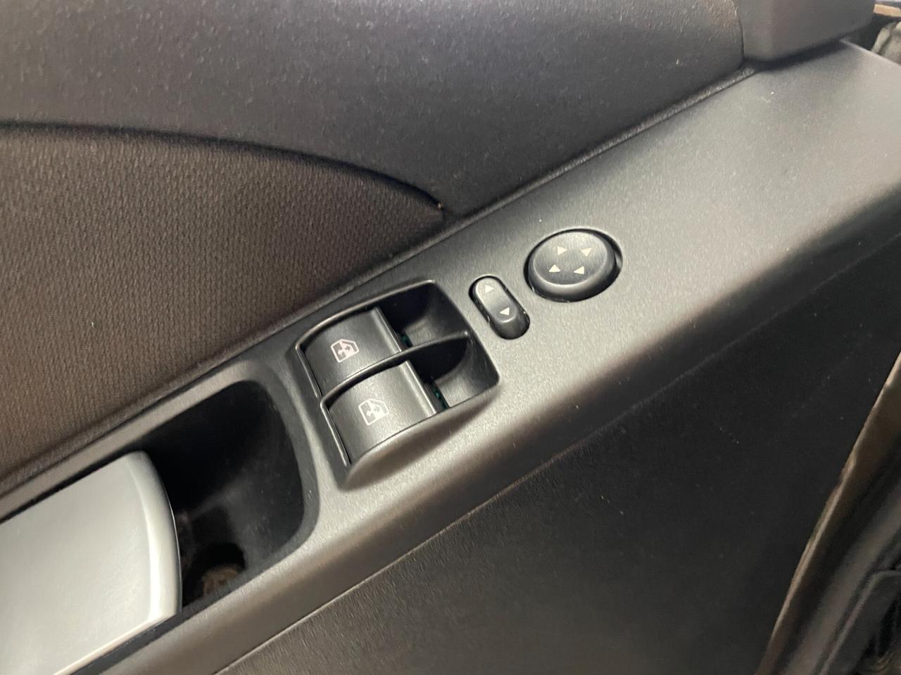 Fiat Idea NEOPATENTATI - FRIZIONE NUOVA