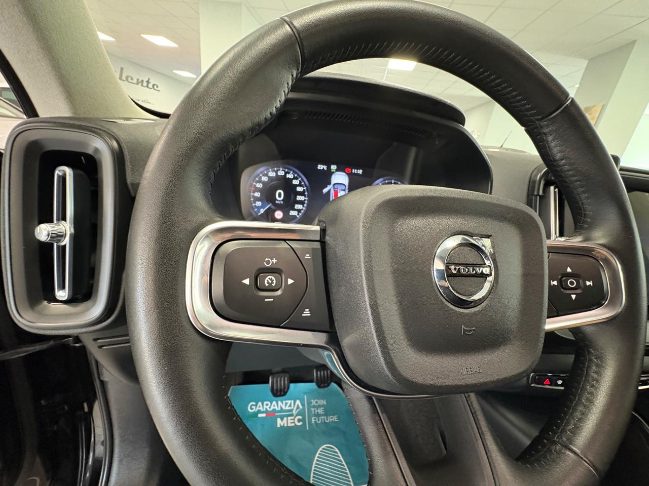Volvo XC40 T2 1.5 benzina 130cv 2021 km 34000