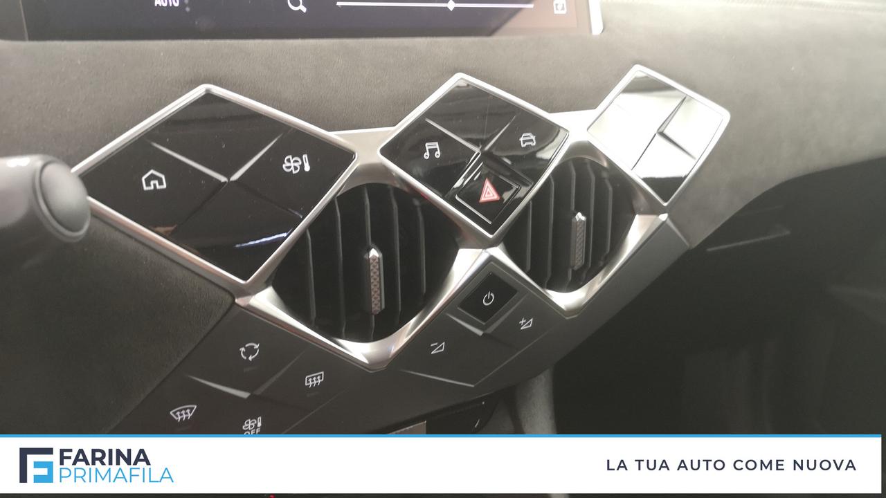 DS DS3 1.2 hybrid Performance Line 136cv auto