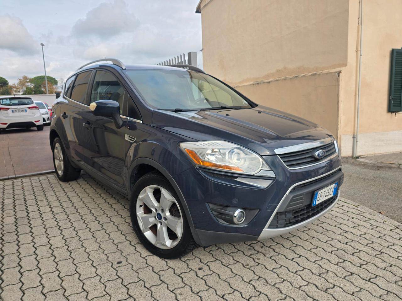 Ford Kuga Kuga+ 2.0 TDCi 140 CV 2WD DPF