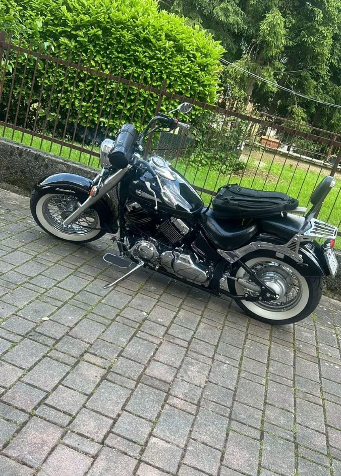 Yamaha XVS 650 Drag Star V-Twin Cruiser Custom